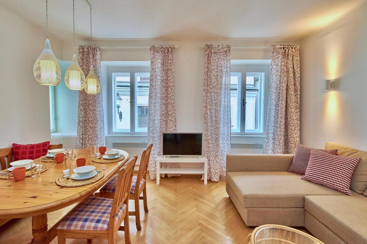 Altstadt Apartments Melk Mit Sauna Екстер'єр фото